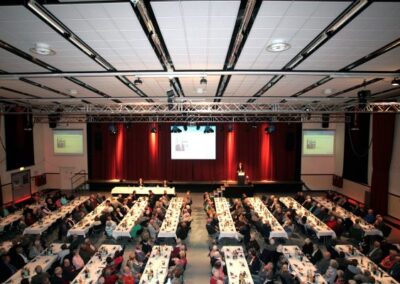 Stadthalle OHZ Saal